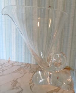 Glass jug