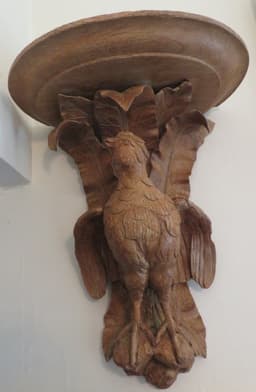 Wooden partridge corbel